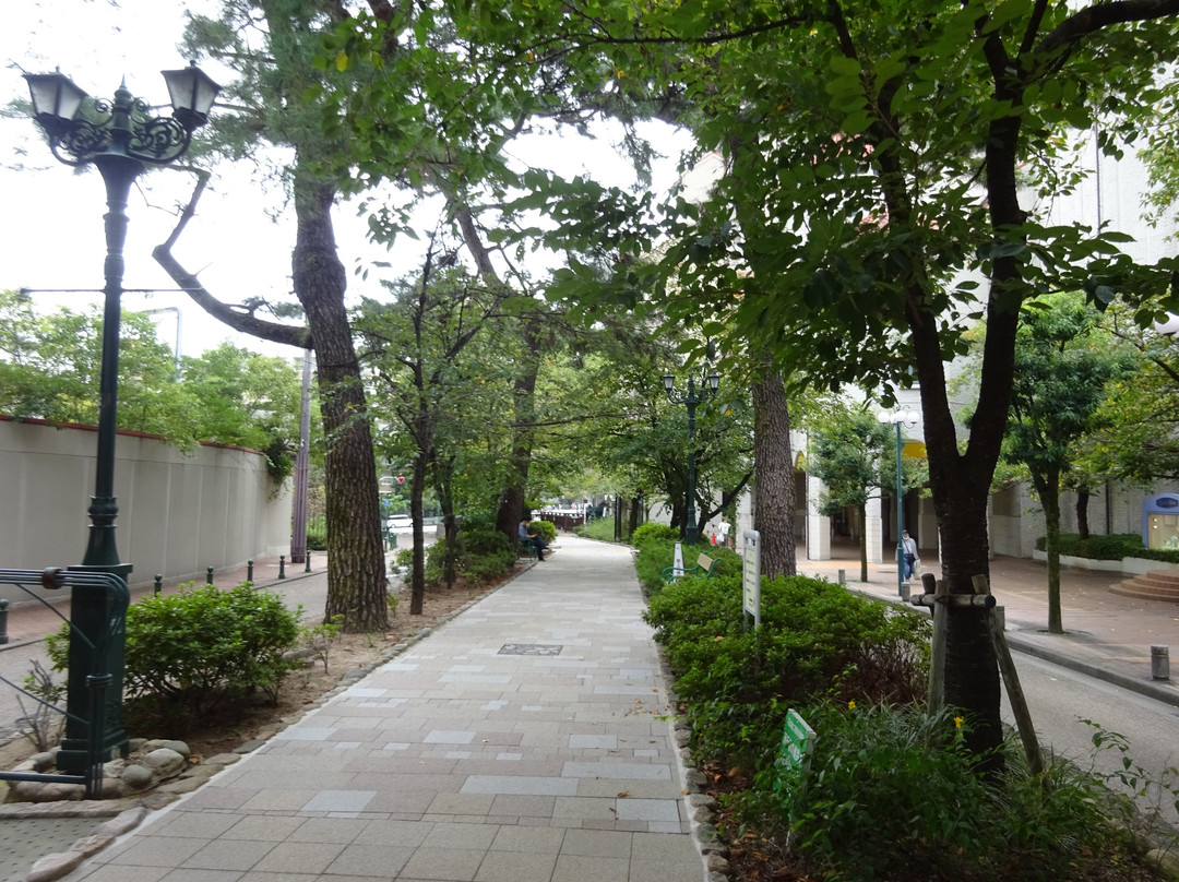 Takarazuka Hana no Michi-宝冢市必去景点