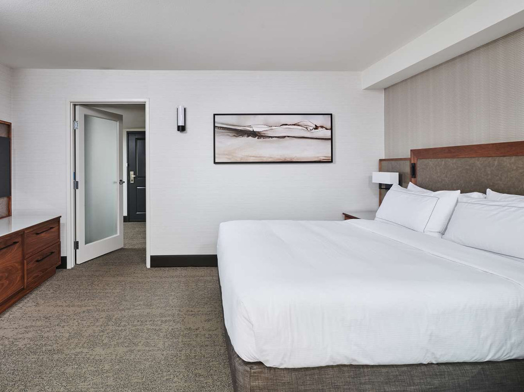 DoubleTree by Hilton Fullerton主图