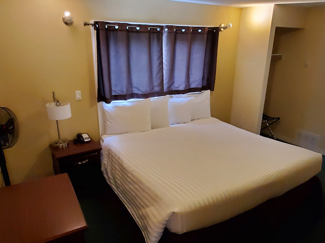 Comox Valley Inn主图