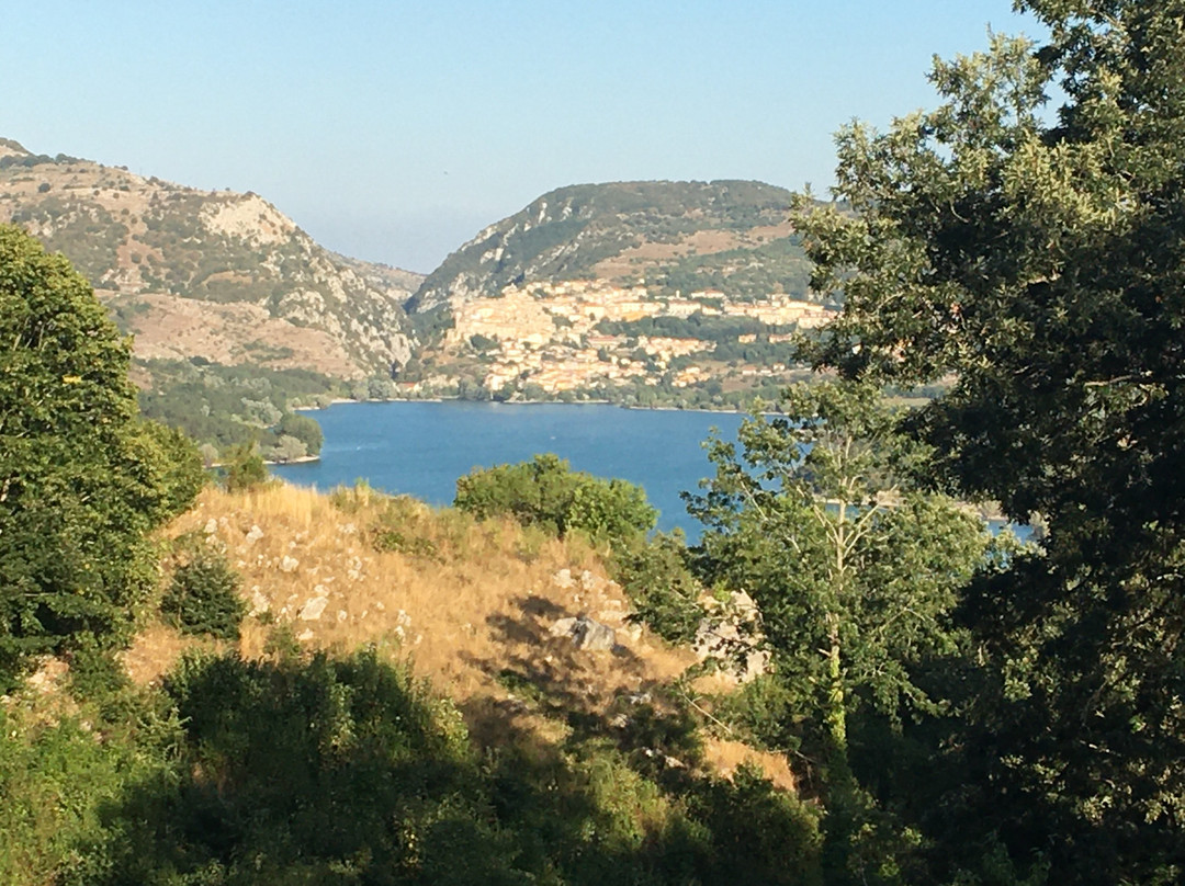 Area Faunistica del Lupo景点图片