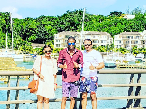 Kathy’s Tours & Taxi Services-布里奇顿必去景点