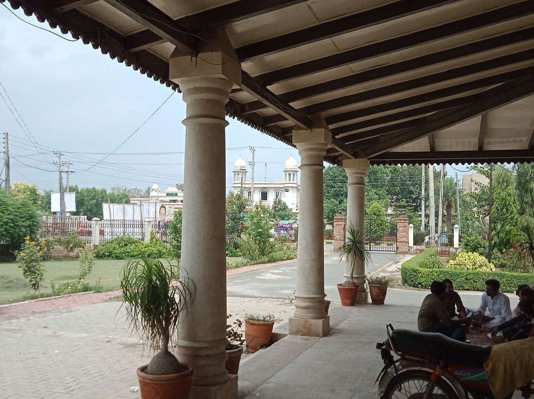 Allama Iqbal Public Library-Faisalabad必去景点