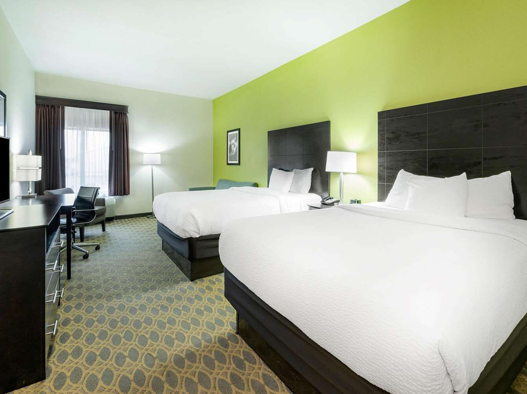 La Quinta Inn & Suites By Wyndham Columbus Grove City主图