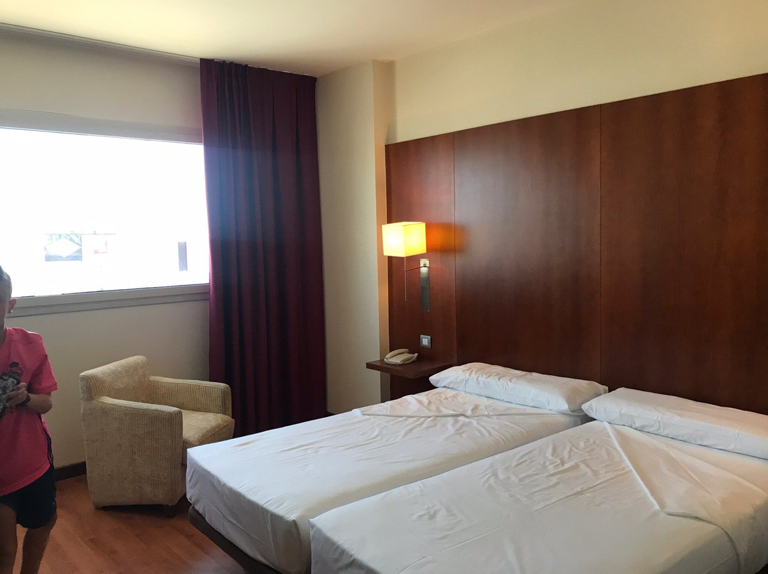 Xon's Valencia Hotel主图