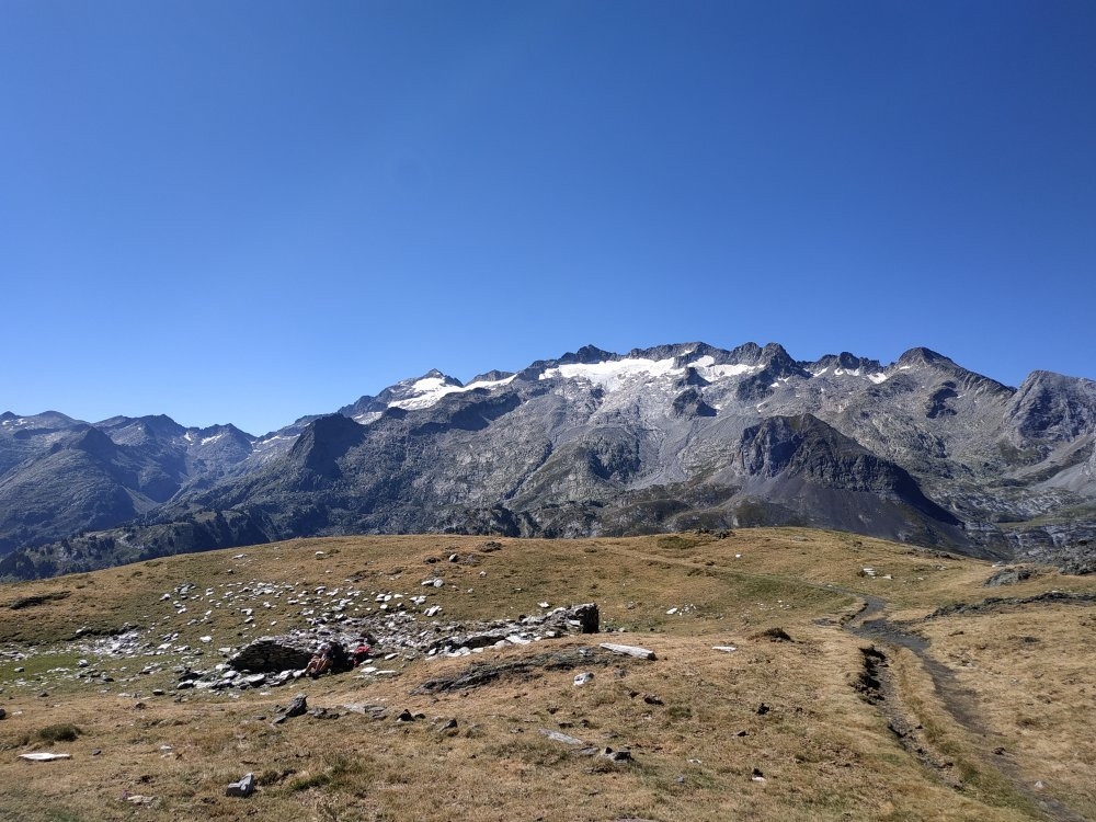 Ruta del Portillon de Benasque-Benasque必去景点