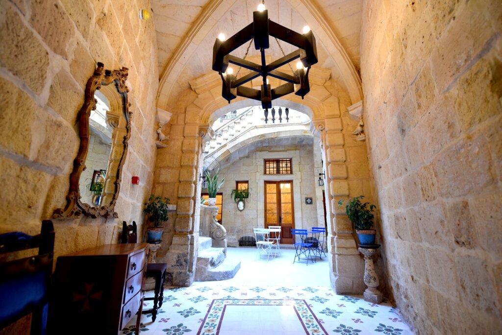 The Lodge-官方