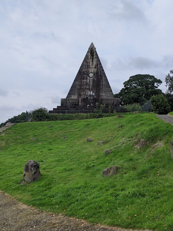 Star Pyramid景点图片