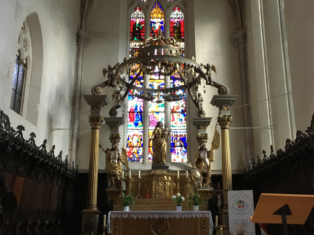 Collegiale Saint Michel et Saint Gangolphe-Lautenbach必去景点