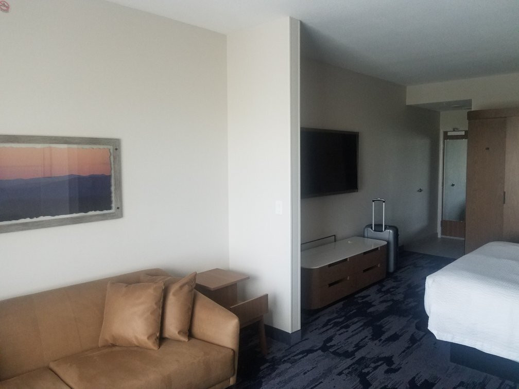 Fairfield Inn & Suites Salina主图