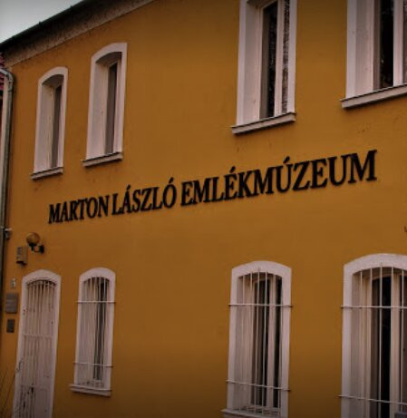 Marton Laszlo Studio Gallery景点图片