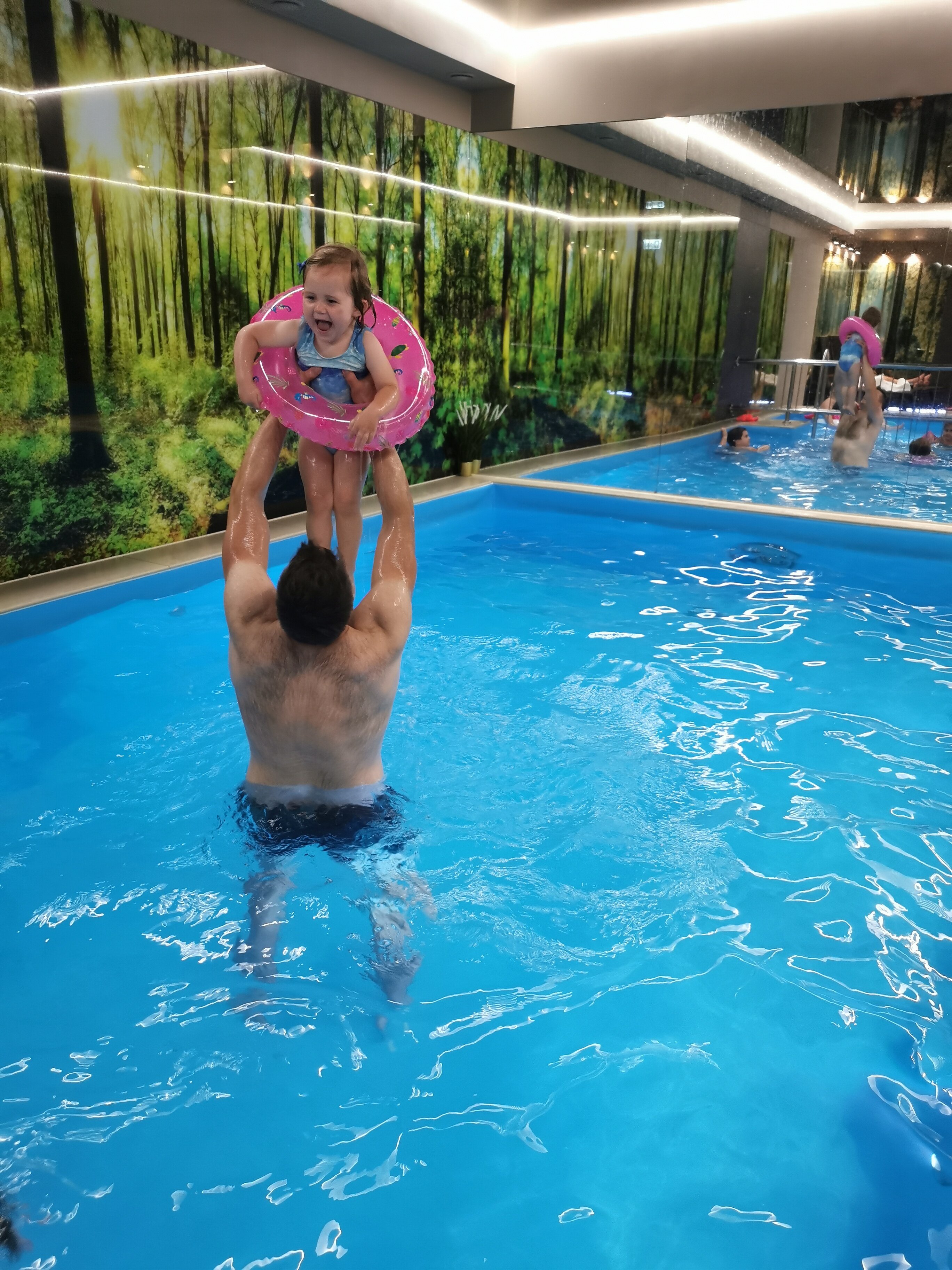 Srebrny Bucznik Wellness & Restaurant-泳池