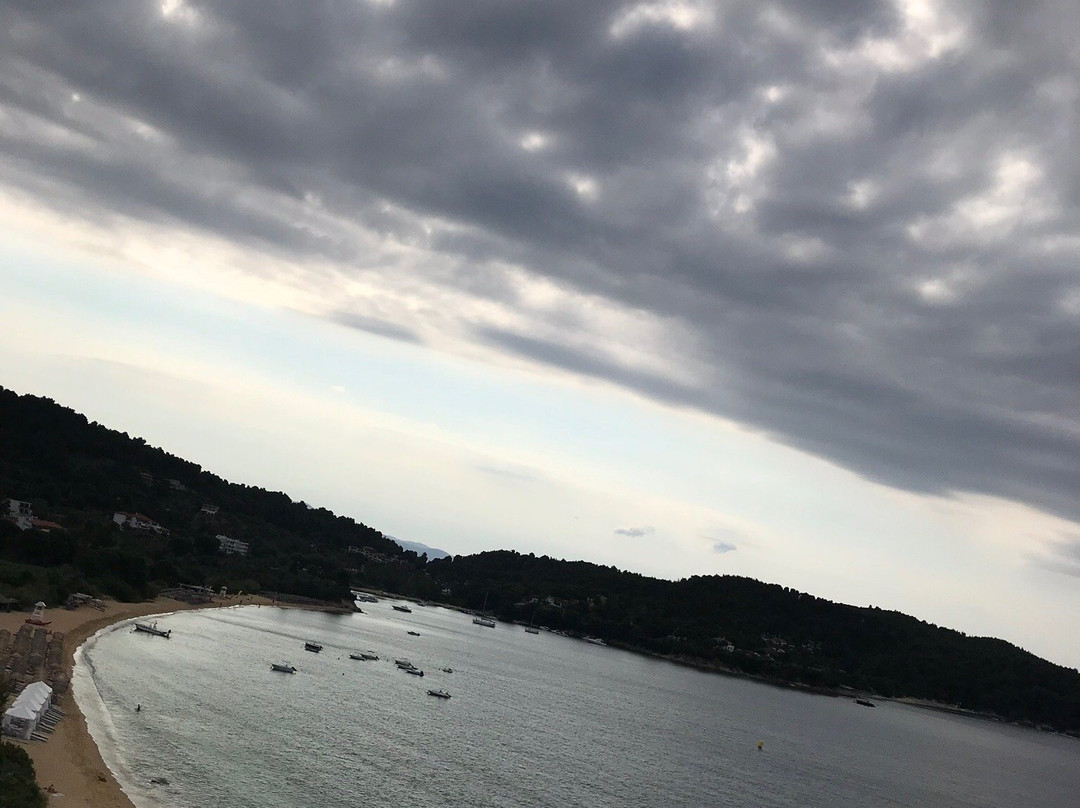 Agia Paraskevi Beach景点图片