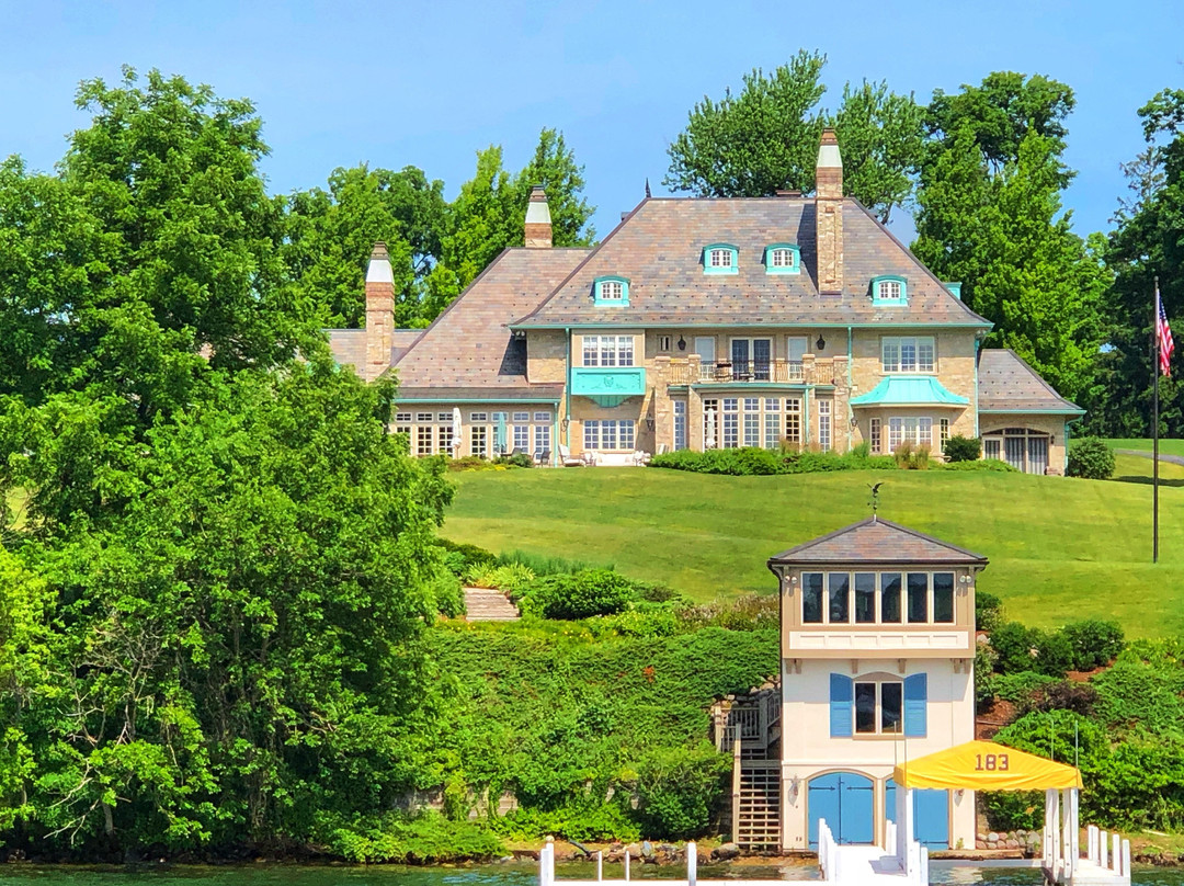 Geneva Lake Shore Path-日内瓦湖必去景点