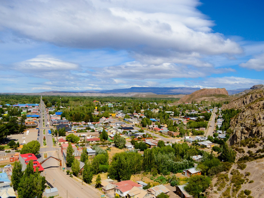 Plaza del Viento Cerro Las banderas-Chile Chico必去景点