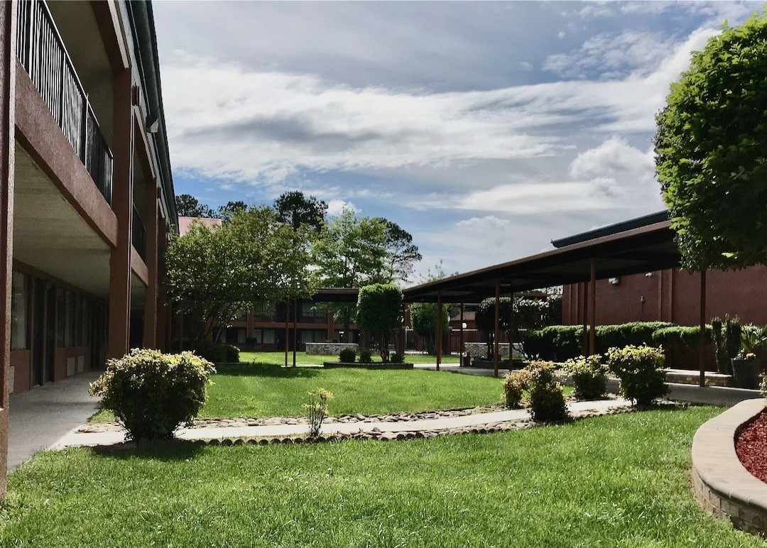 Days Inn by Wyndham Durham/Near Duke University主图