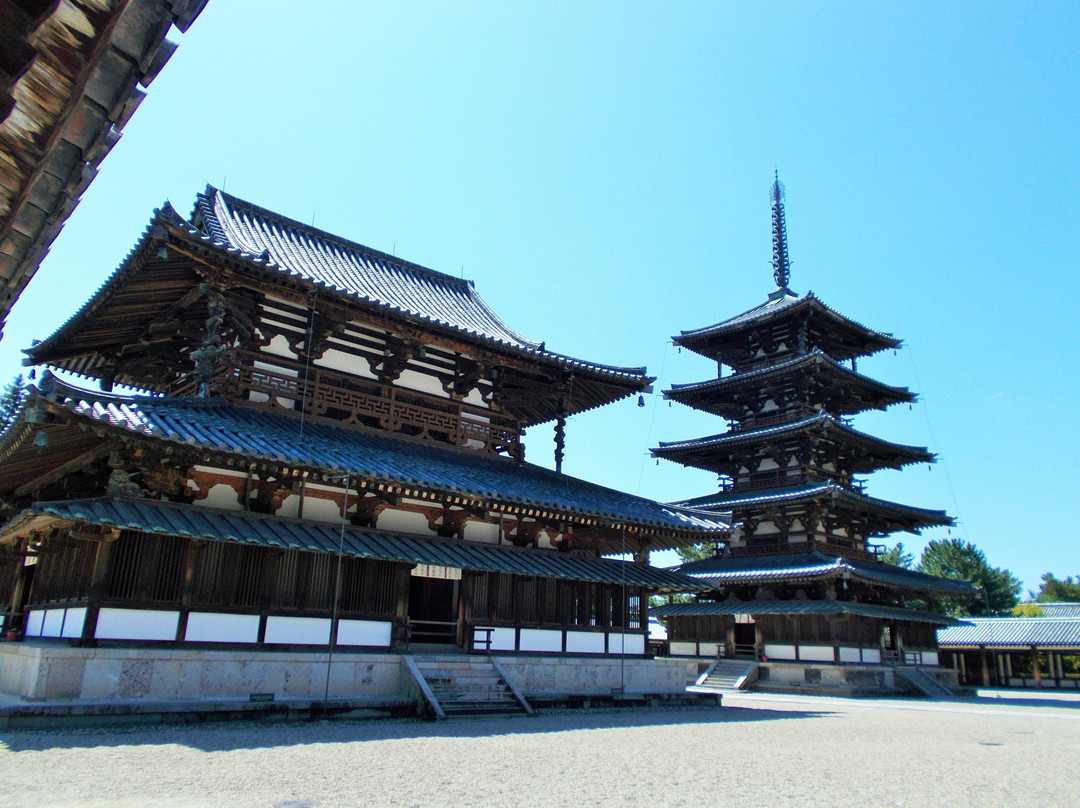 Horyu-ji Gojunoto景点图片