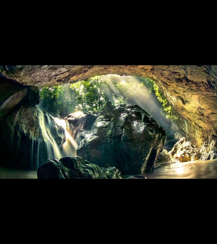 Cuevas de Saman景点图片
