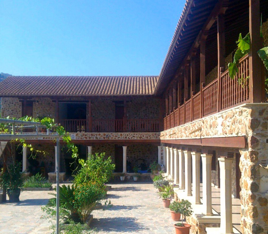 St. Thekla Monastery-Mosfiloti必去景点