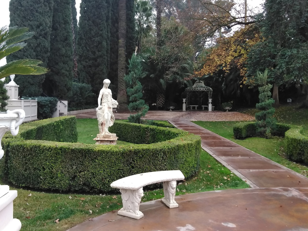 Grand Island Mansion-Walnut Grove必去景点