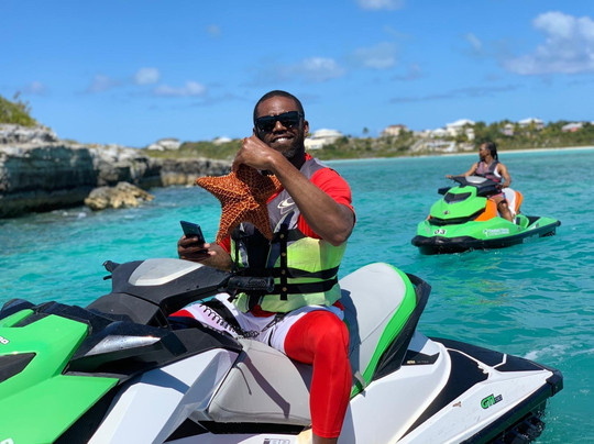 Tropical Waves Water Sports-普罗维登西亚莱斯必去景点