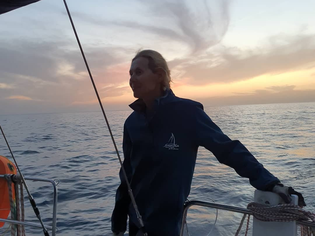 Karolka Yacht Charter-莫干港必去景点