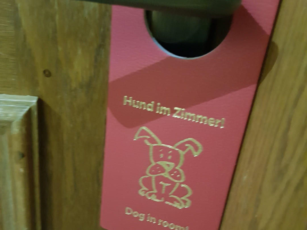 塞雷斯酒店主图