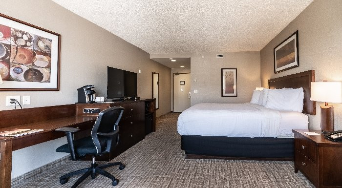 基洛纳酒店和会议中心主图