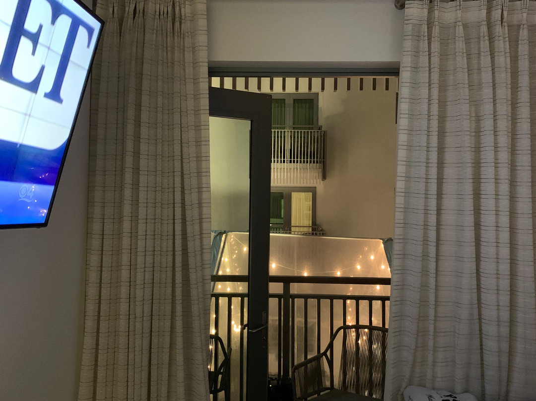 南海滩贝特西酒店主图