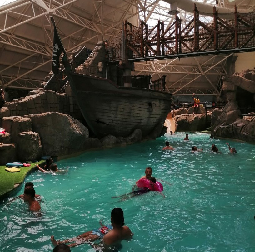 Aquadome at Emerald Resort景点图片