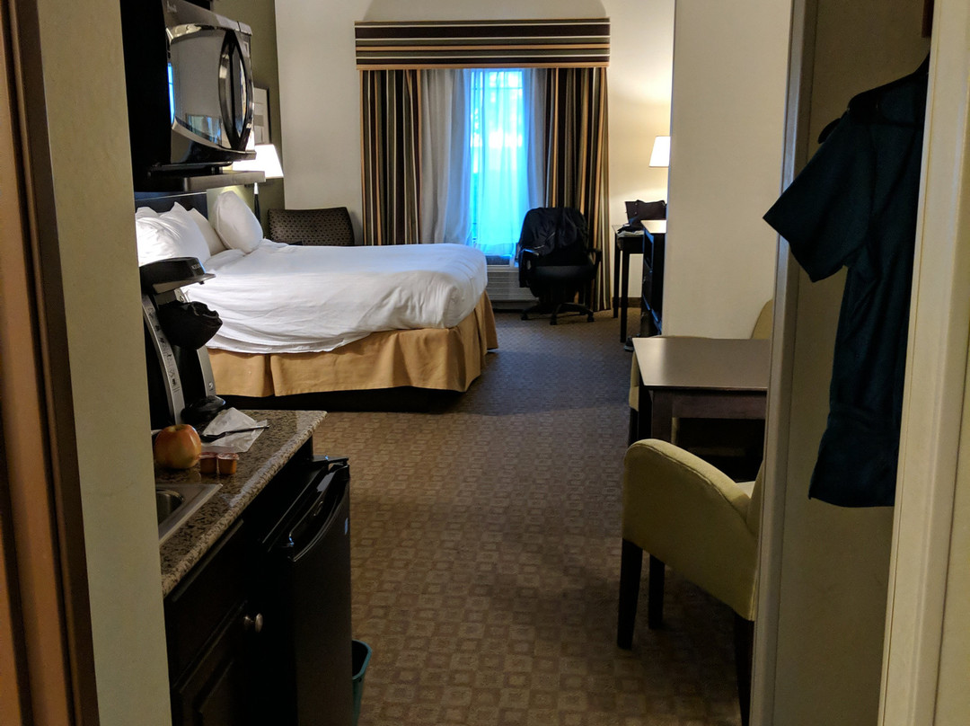 GreenTree Inn & Suites Florence主图