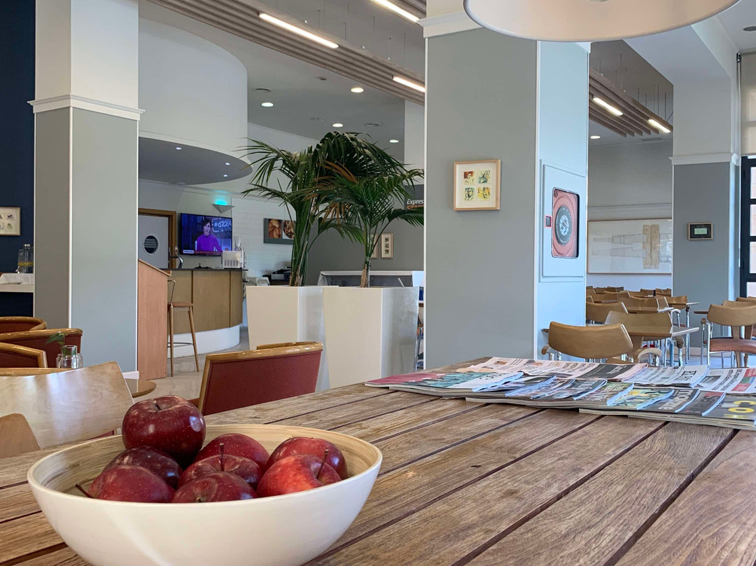 瓦伦西亚科学城智选假日酒店主图