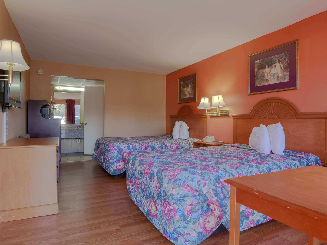 Lakeview Inn Kingston主图