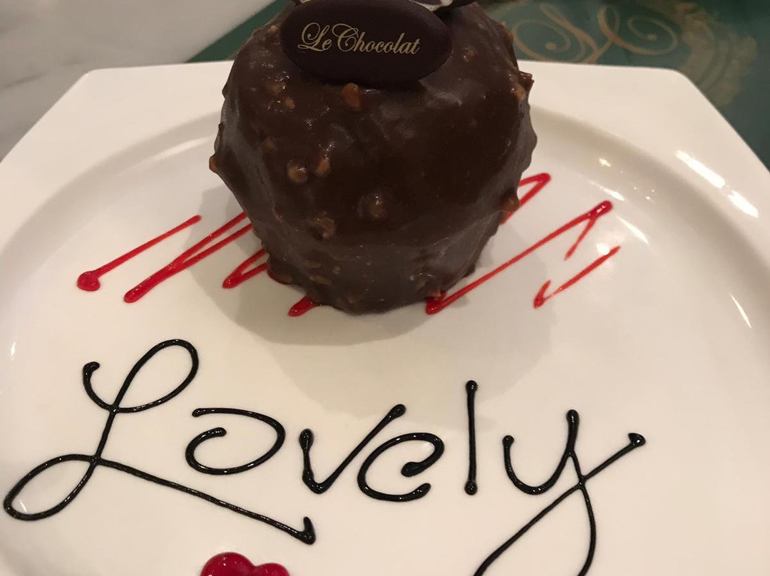 Enma Mall-Riffa必去景点