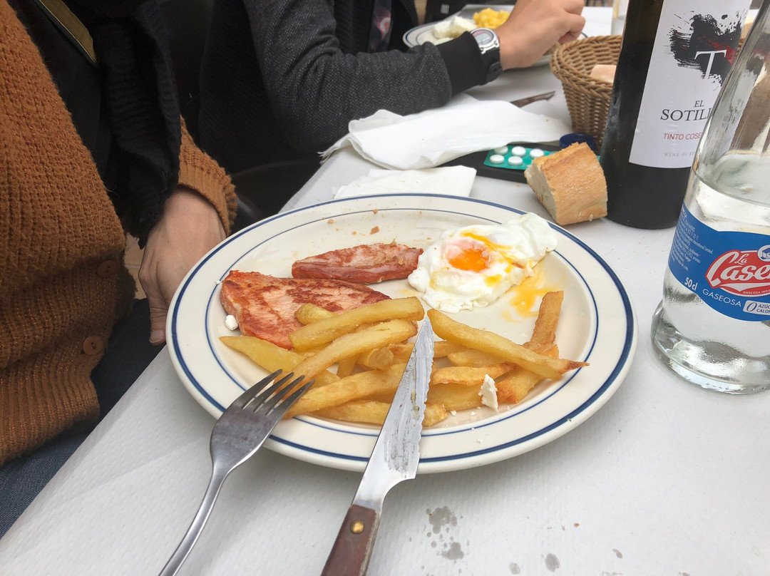 Bar Restaurante Vanessa-Valdemorillo必去景点