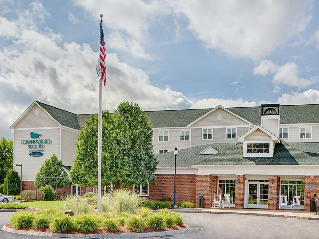 曼切斯特机场希尔顿惠庭套房酒店主图