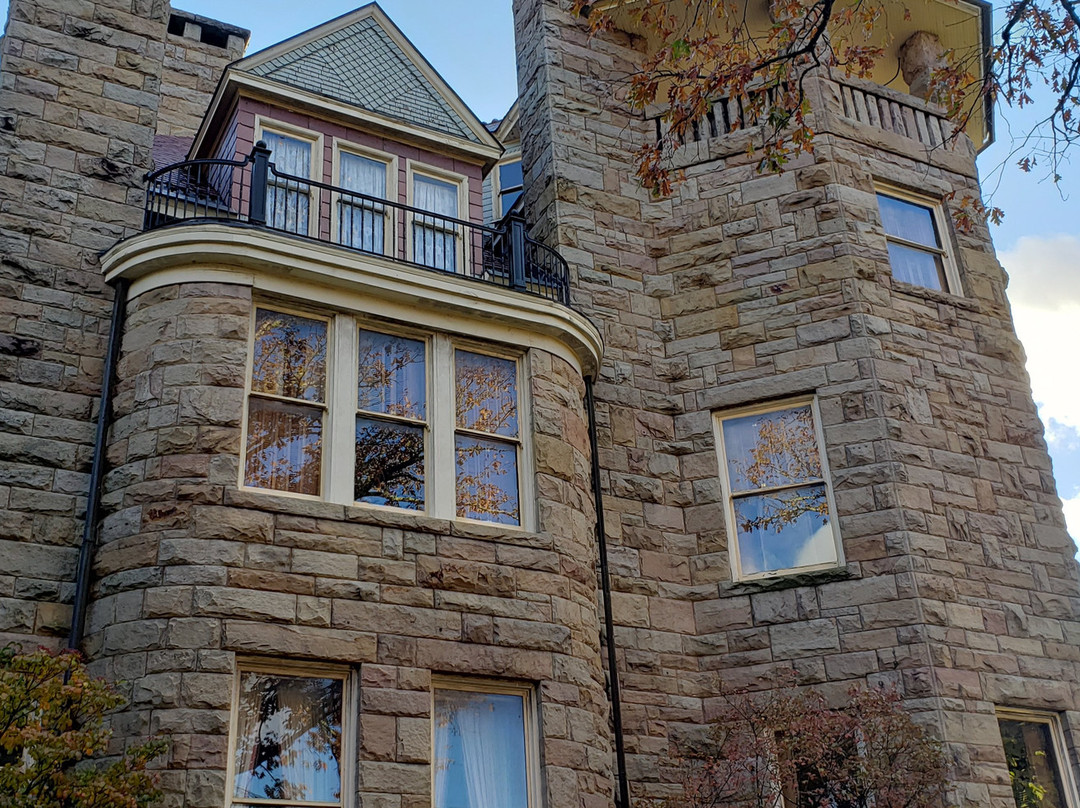 Graceland Inn & Restaurant主图