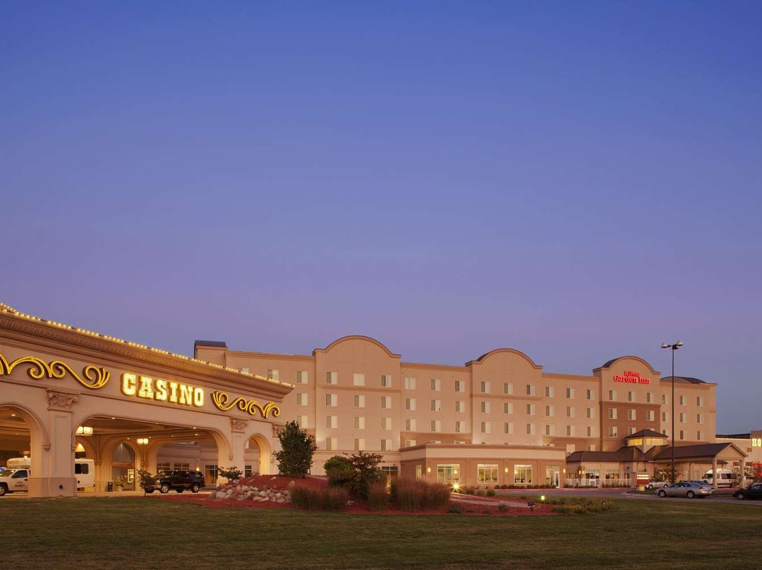 东奥马哈/康瑟尔布拉夫斯希尔顿花园酒店主图