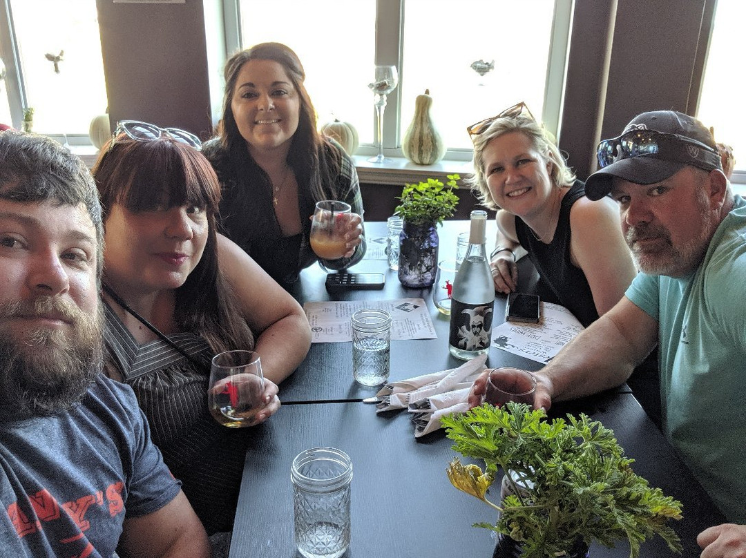 Jesters Winery & Cafe-Lebanon必去景点