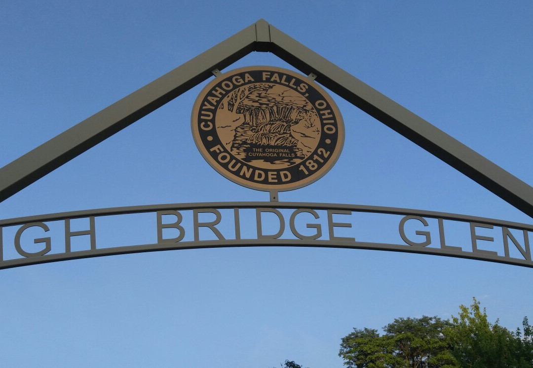 Cuyahoga Falls旅游景点-High Bridge Glens