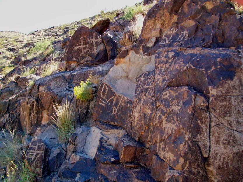 Sloan Canyon National Conservation Area景点图片