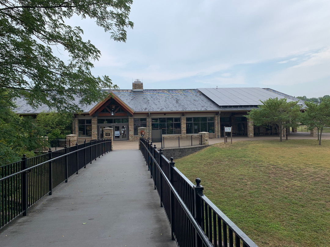 Mammoth Cave Visitor Center景点图片