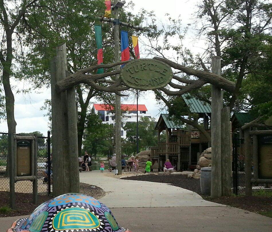 Turtle Island Playground景点图片