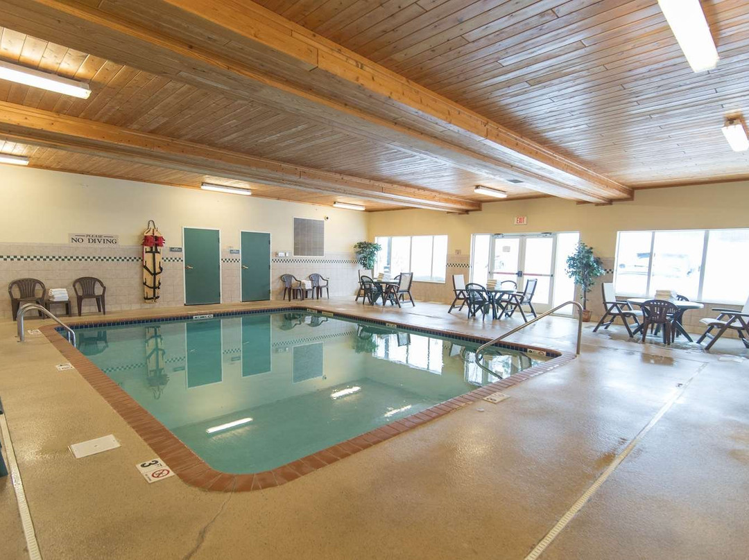 Holiday Inn Express & Suites Marquette By IHG主图