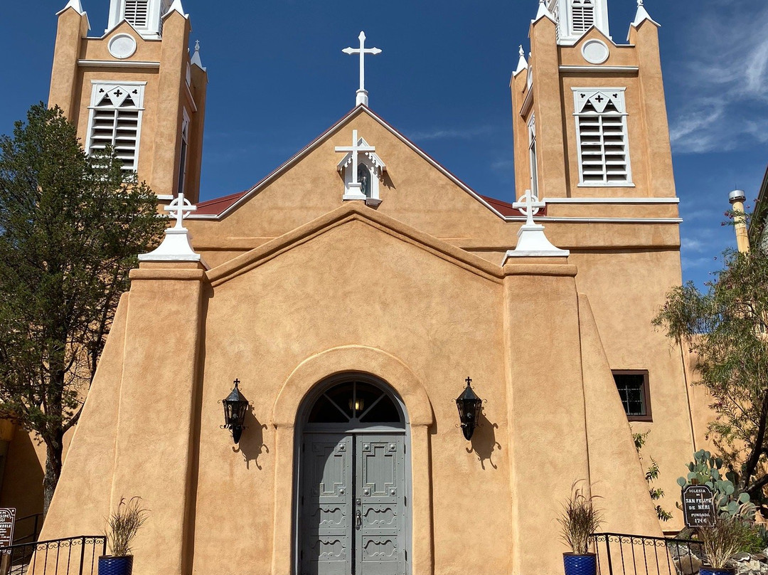 San Felipe de Neri Church景点图片