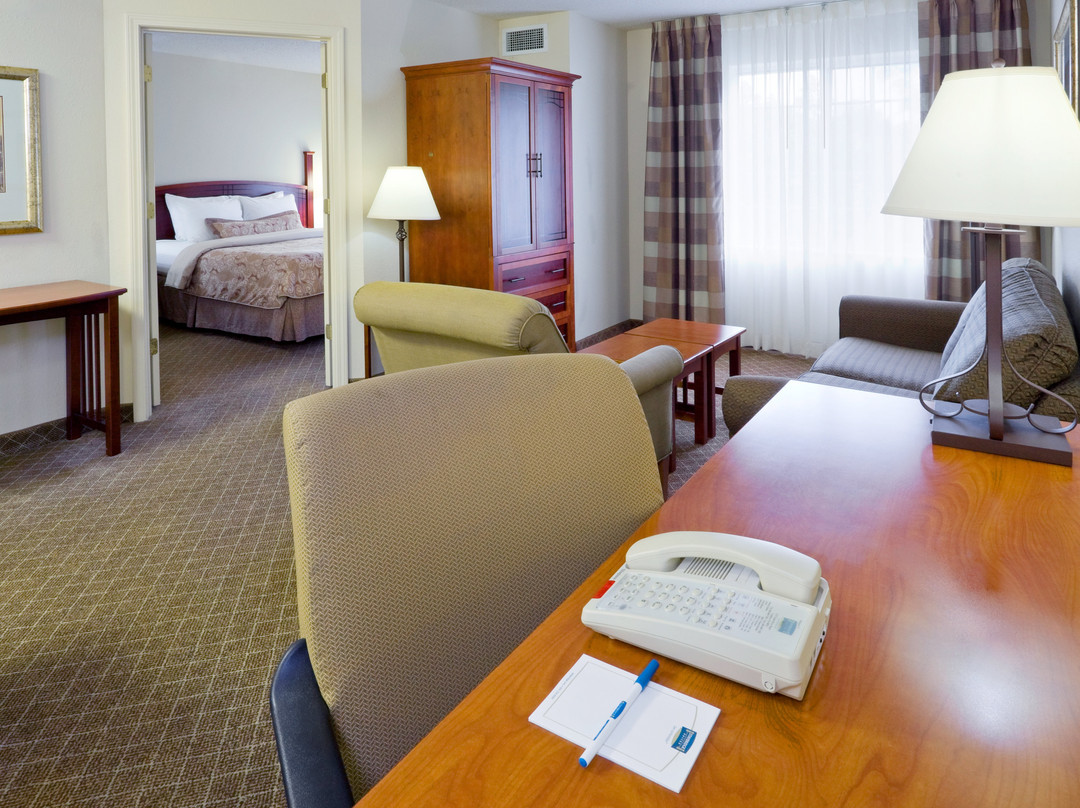 Staybridge Suites Cranbury-South Brunswick by IHG主图