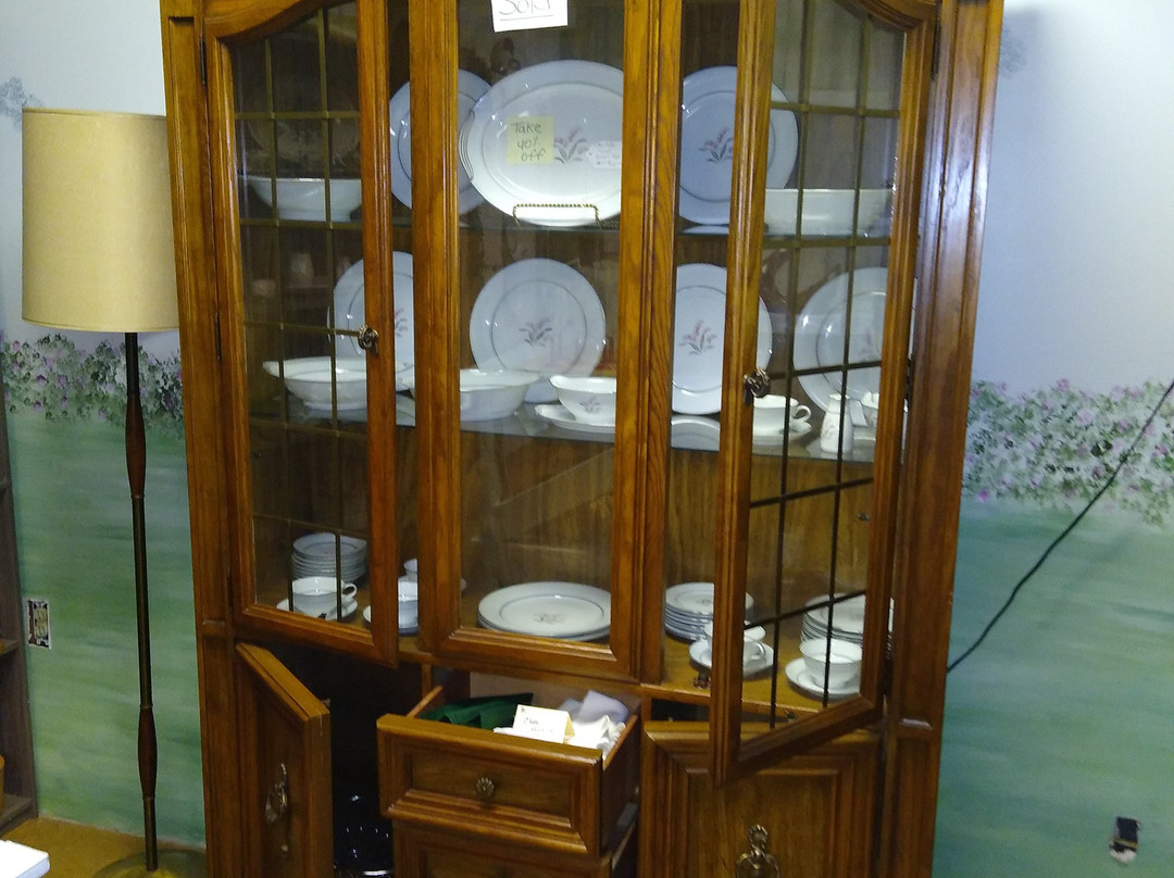 Gabi's Attic Antiques & Uniques-Santee必去景点