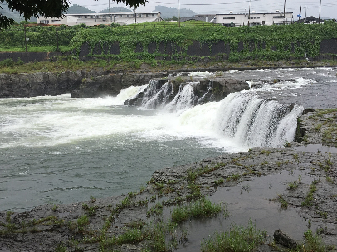 Mikazuki Falls景点图片