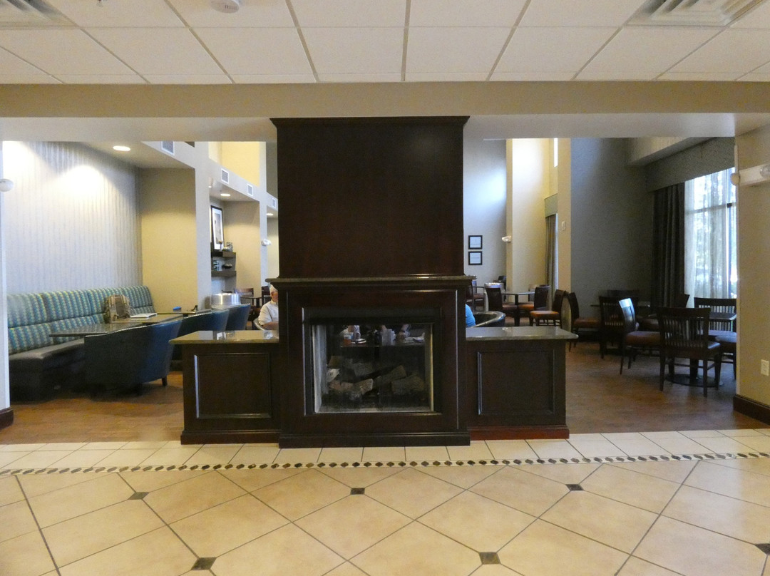 锡拉丘兹伊利大道／i-690 汉普顿套房酒店主图