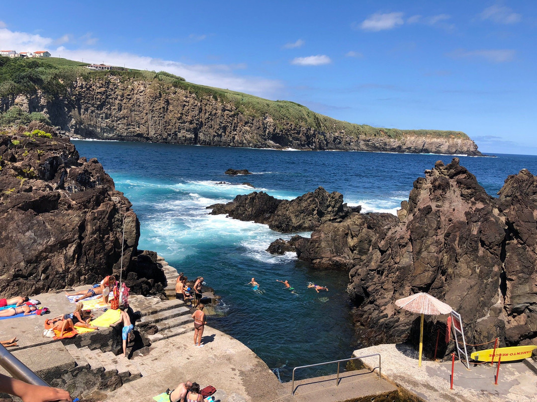 Piscinas Naturais das Quatro Ribeiras-Quatro Ribeiras必去景点