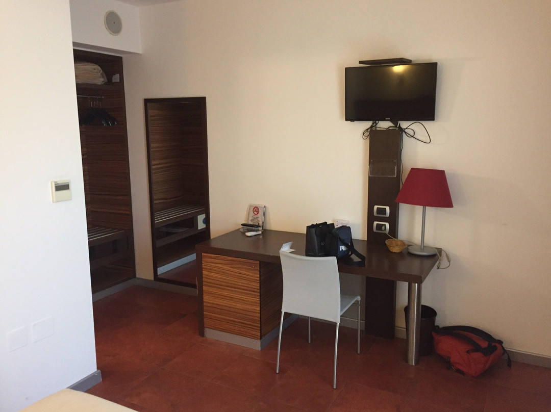 Hotel Bed & Business主图